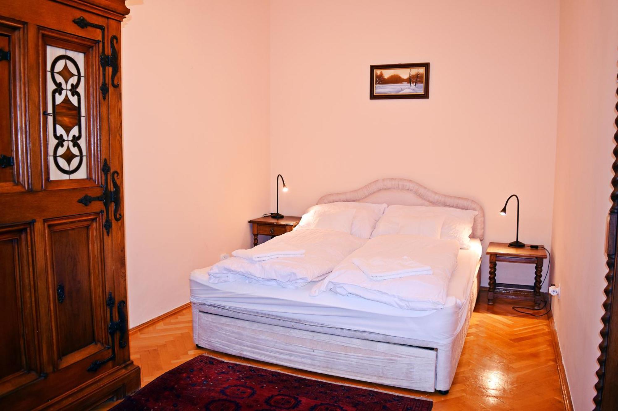 Belvarosi Classic Apartman 85 Square Meters Szombathely Exteriér fotografie