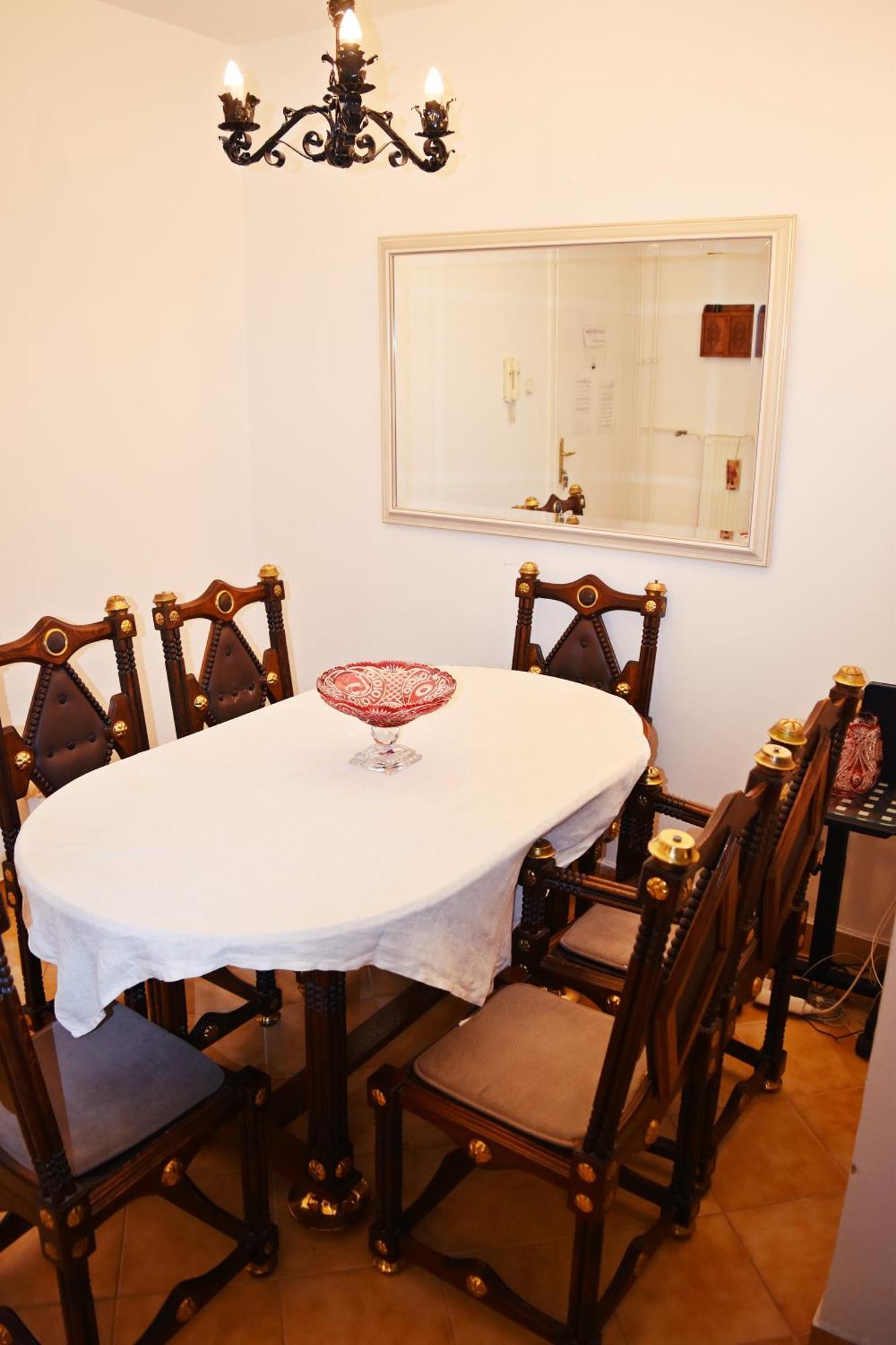 Belvarosi Classic Apartman 85 Square Meters Szombathely Exteriér fotografie